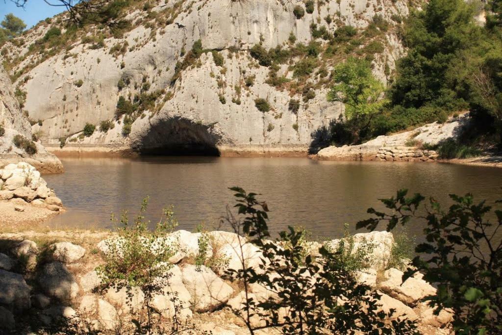 הוילה Saint-Rémy-de-Provence Le Mazet De Lele מראה חיצוני תמונה